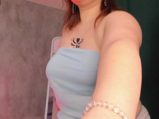 LisaTerry live cam on BongaCams