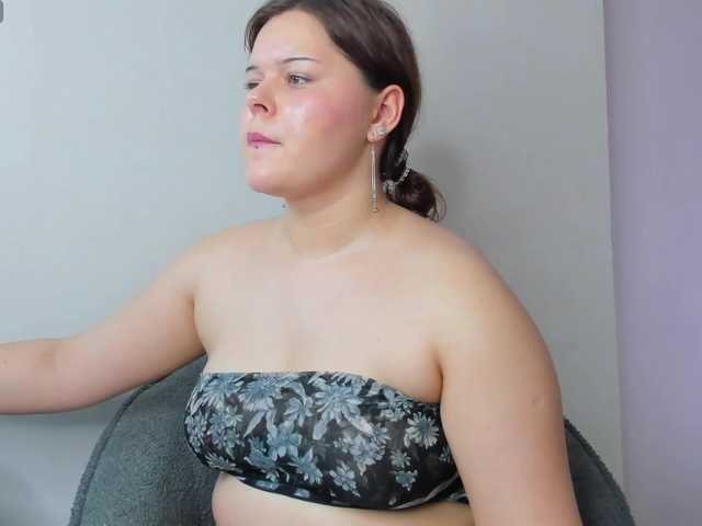 LisaTerry live cam on BongaCams