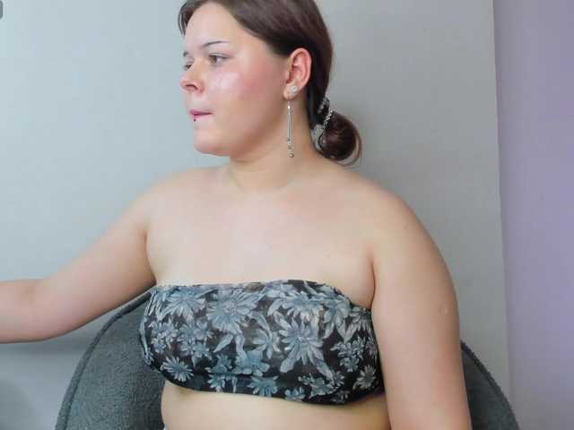 LisaTerry live cam on BongaCams