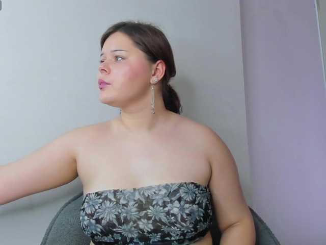 LisaTerry live cam on BongaCams