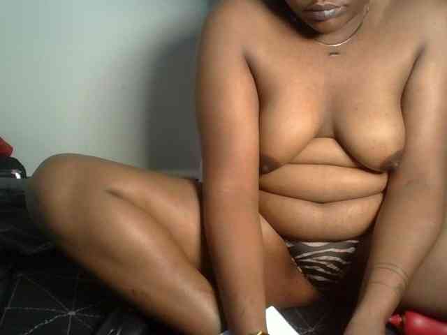 Ebony-tallie webcam