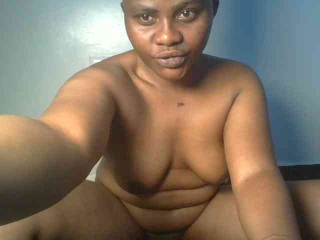 Ebony-tallie webcam