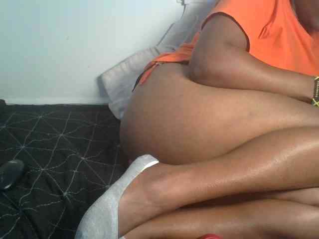 Ebony-tallie