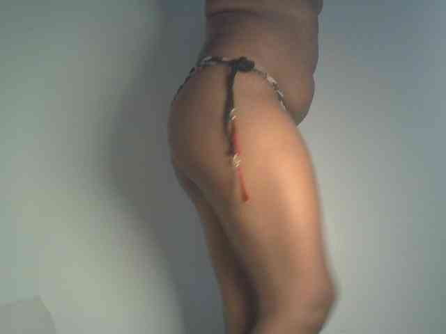 Ebony-tallie webcam