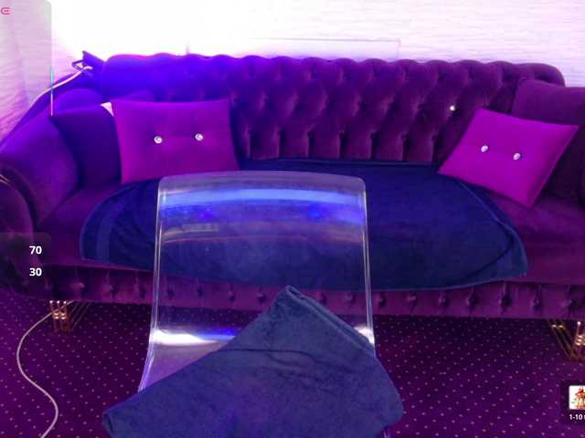 SiennaShinee live cam on BongaCams