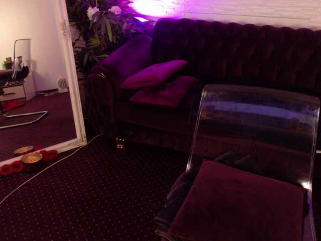 SiennaShinee live webcam show