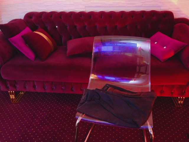 SiennaShinee live cam on BongaCams