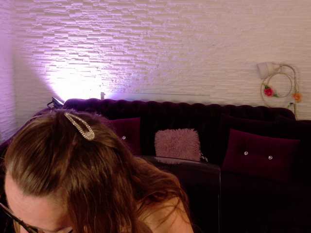 SiennaShinee live cam on BongaCams