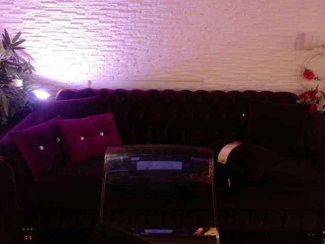 SiennaShinee live webcam show
