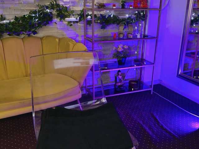 SiennaShinee live cam on BongaCams