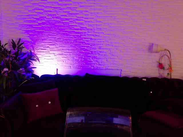 SiennaShinee webcam