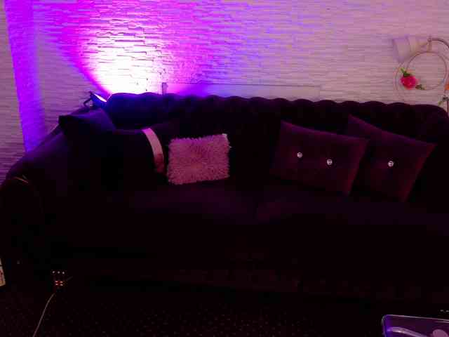 SiennaShinee webcam