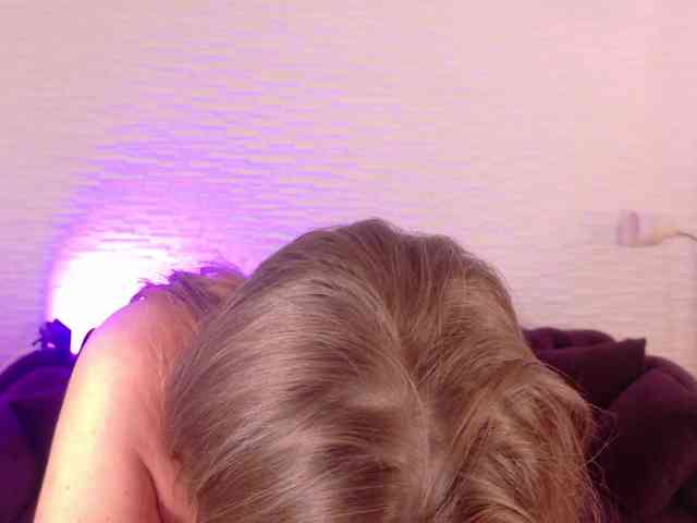 SiennaShinee webcam