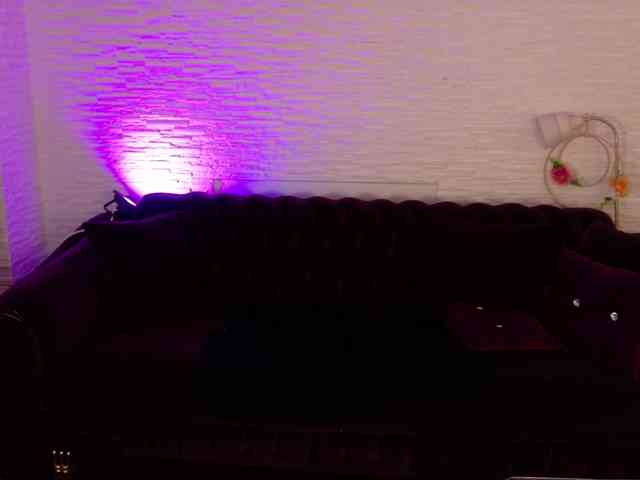 SiennaShinee webcam