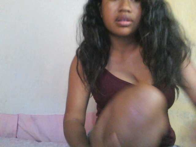 HotGirlie live cam on BongaCams