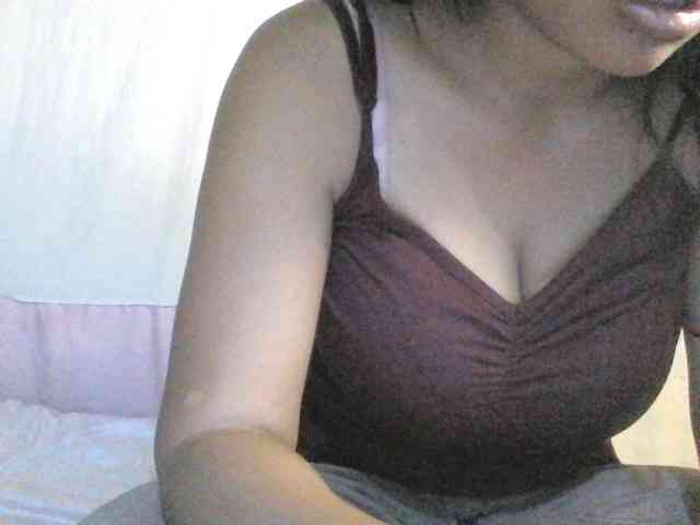 HotGirlie webcam