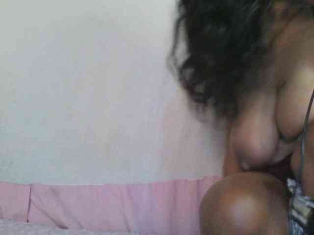 HotGirlie webcam