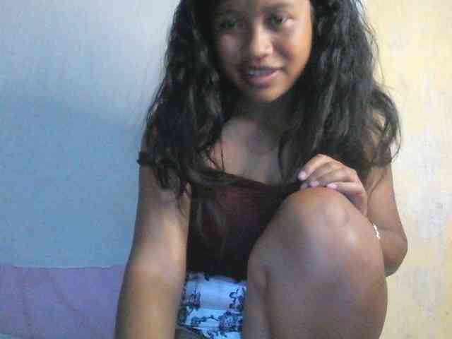 HotGirlie webcam