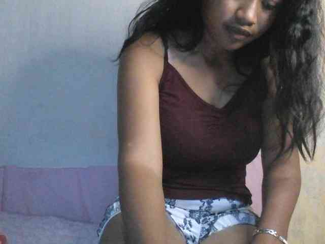 HotGirlie webcam