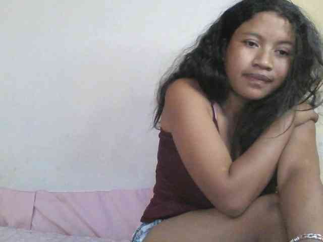 HotGirlie webcam