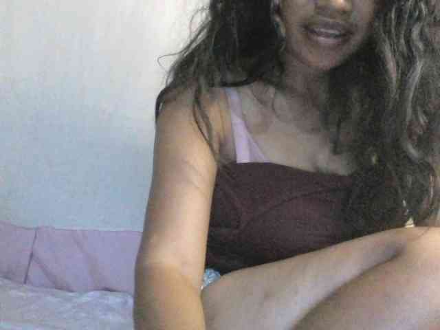 HotGirlie webcam