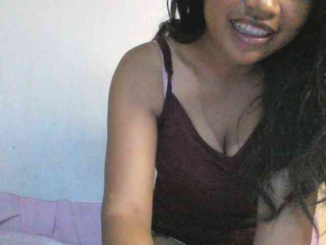 HotGirlie webcam