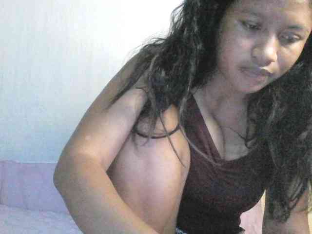 HotGirlie webcam