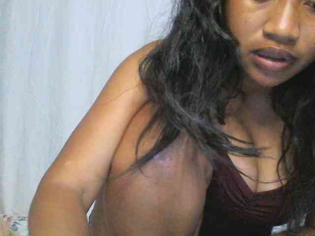 HotGirlie webcam