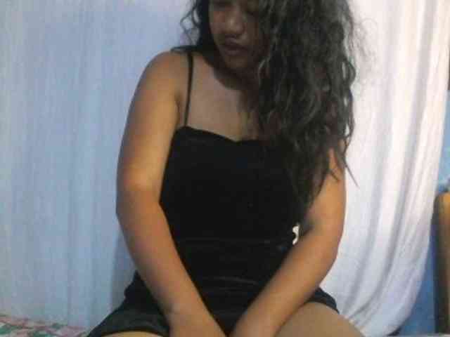 HotGirlie webcam