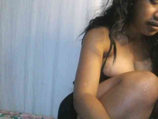 HotGirlie webcam