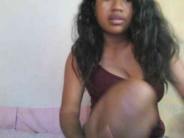 HotGirlie webcam