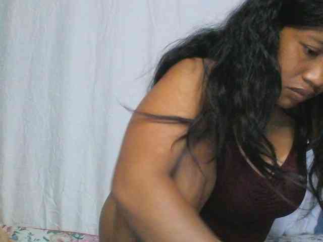 HotGirlie webcam