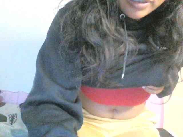 HotGirlie webcam