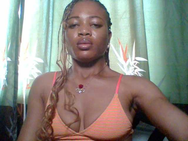 Juicypussy222