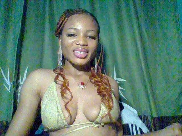 Juicypussy222