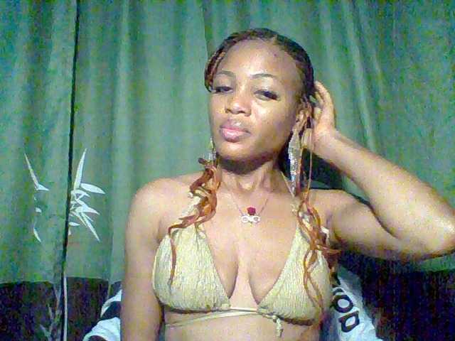 Juicypussy222