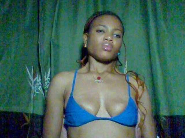 Juicypussy222