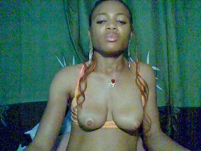 Juicypussy222