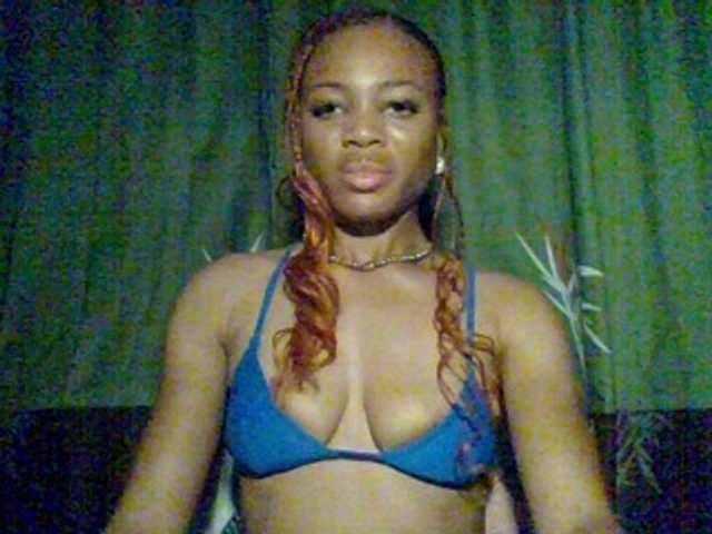 Juicypussy222