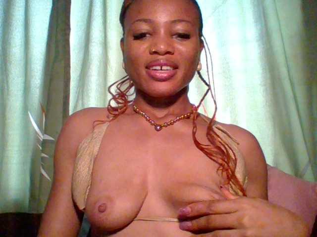 Juicypussy222 live cam preview