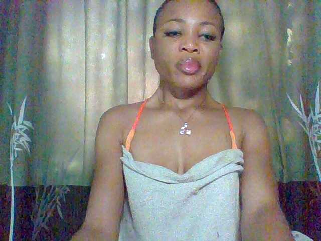 Juicypussy222