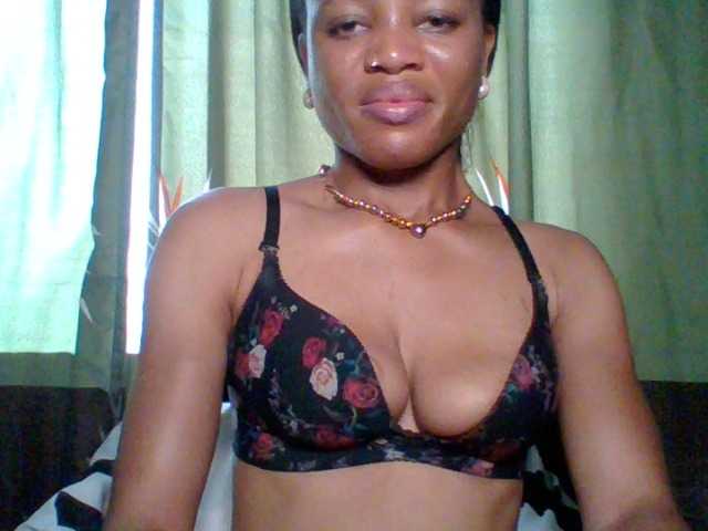 Juicypussy222