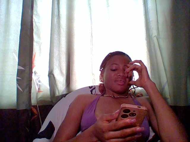 Juicypussy222