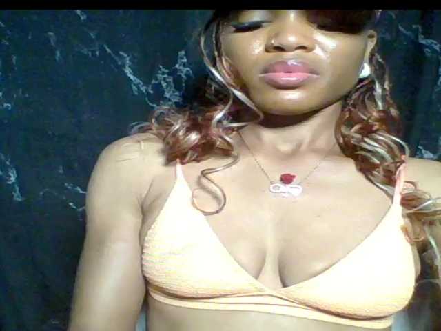Juicypussy222