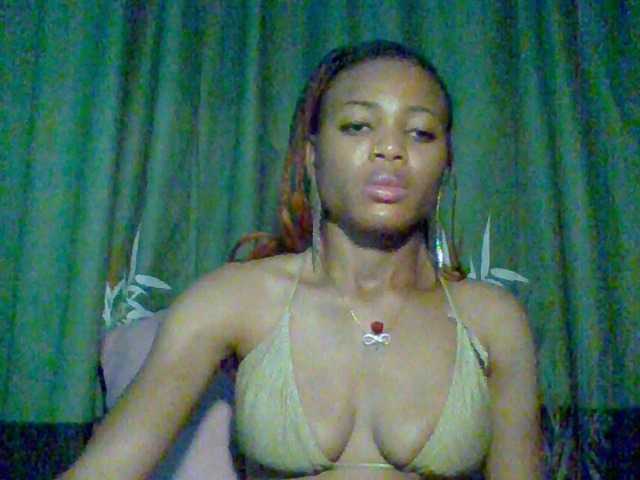 Juicypussy222
