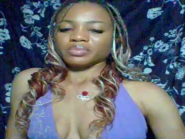 Juicypussy222