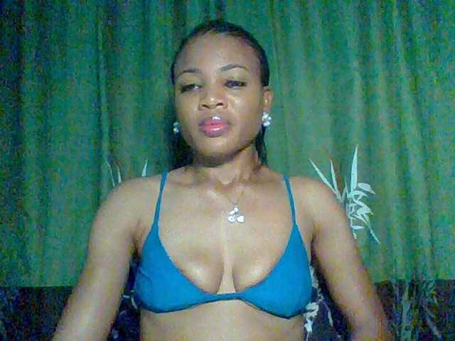 Juicypussy222