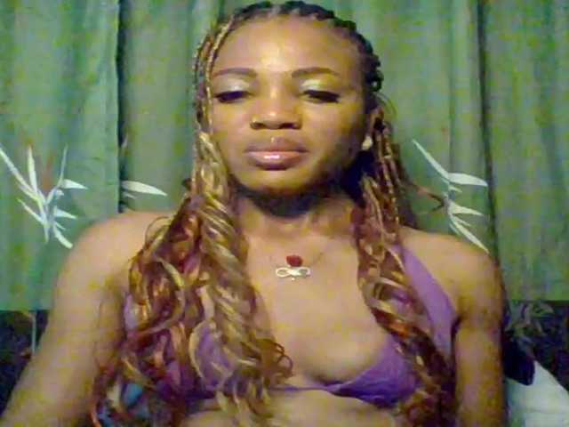 Juicypussy222