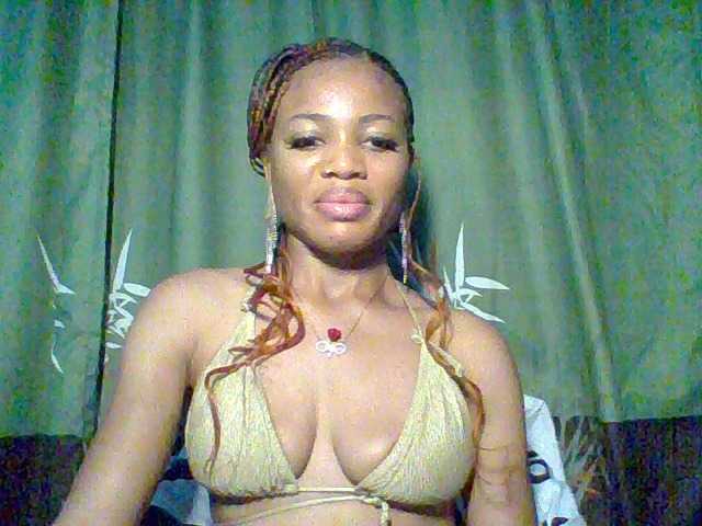 Juicypussy222