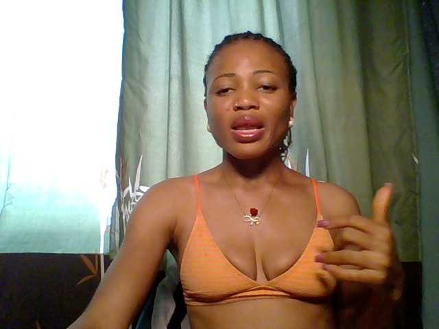 Juicypussy222
